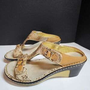 Alegria Sandals (NWOT) 